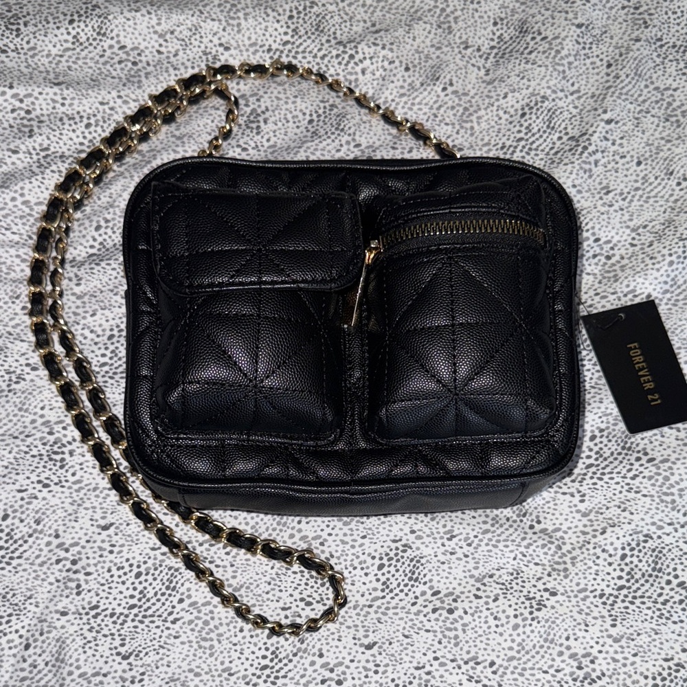 Forever 21 Crossbody Bag⭐️